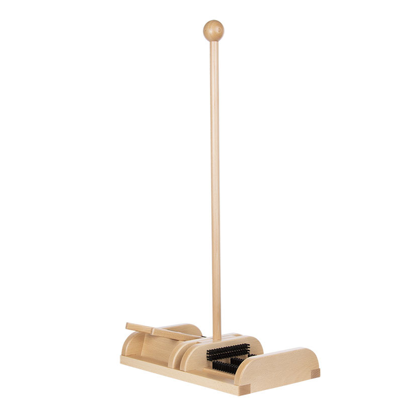Brosse en bois avec tire-bottes int ext