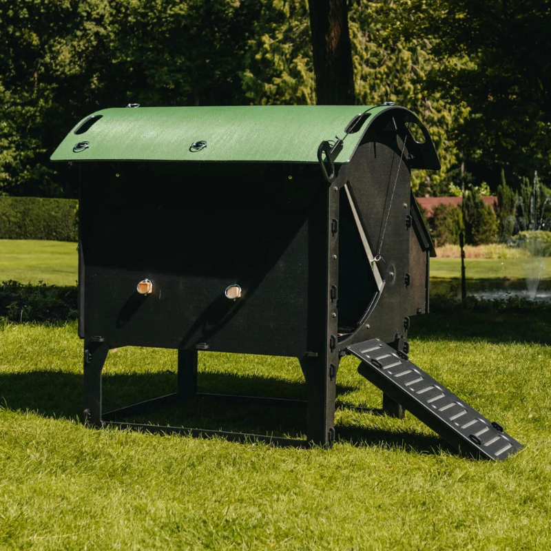 Poulailler PVC sur pieds - 5 à 9 poules
