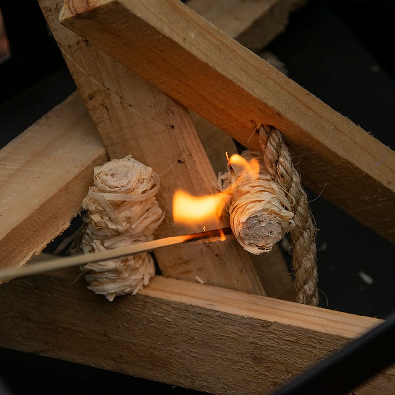 Allume-feux en bois naturel - 32 pièces