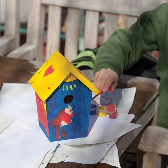 nichoir pour oiseaux à peindre pour les enfants - activité jardin enfants
